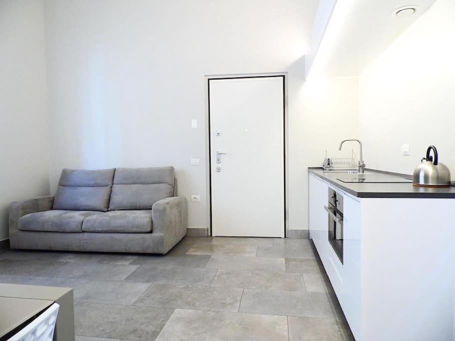 Isola Apartment Pastrengo Milán Exteriér fotografie